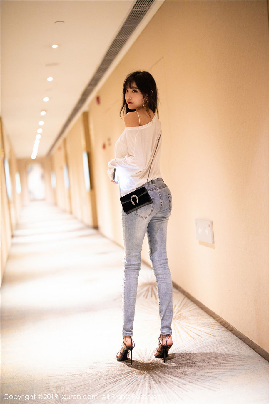 惊艳美女杨晨晨sugar丰满美乳诱惑写真集(第24页)