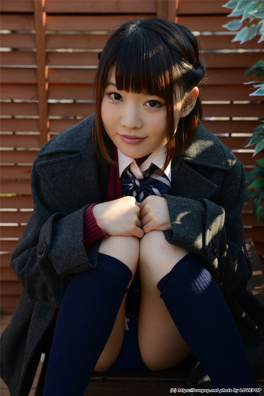 小梅ありさ极品美女萝莉性感制服写真(第10页)
