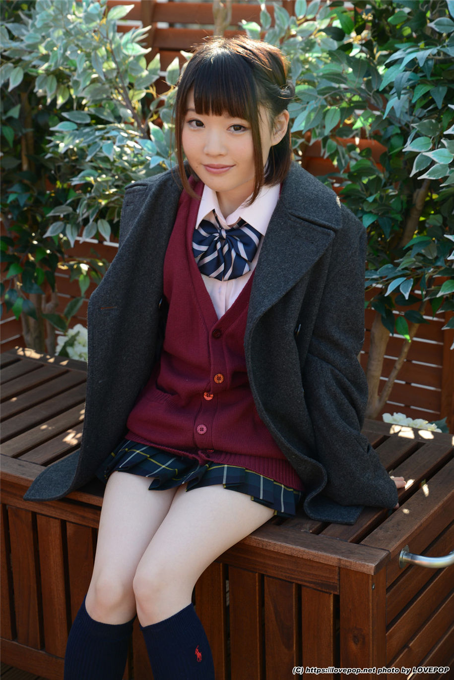 小梅ありさ极品美女萝莉性感制服写真(第12页)