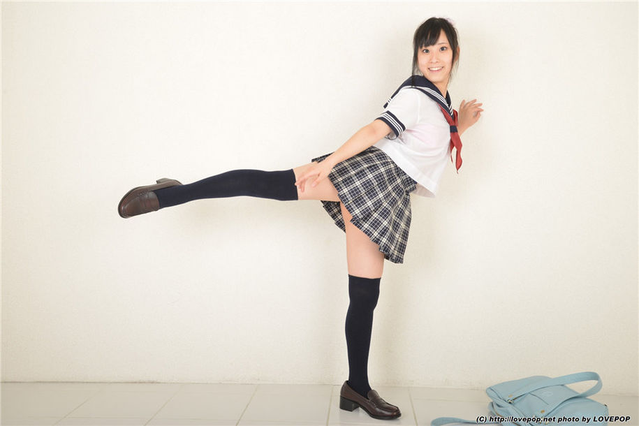养眼美女大塚聖月性感制服丝袜图片(第19页)