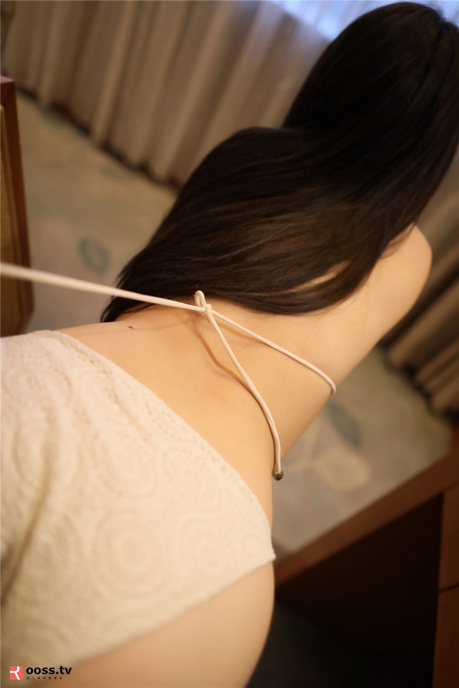 ROSI写真  大屁股少妇蕾丝小内裤诱惑写真(第35页)