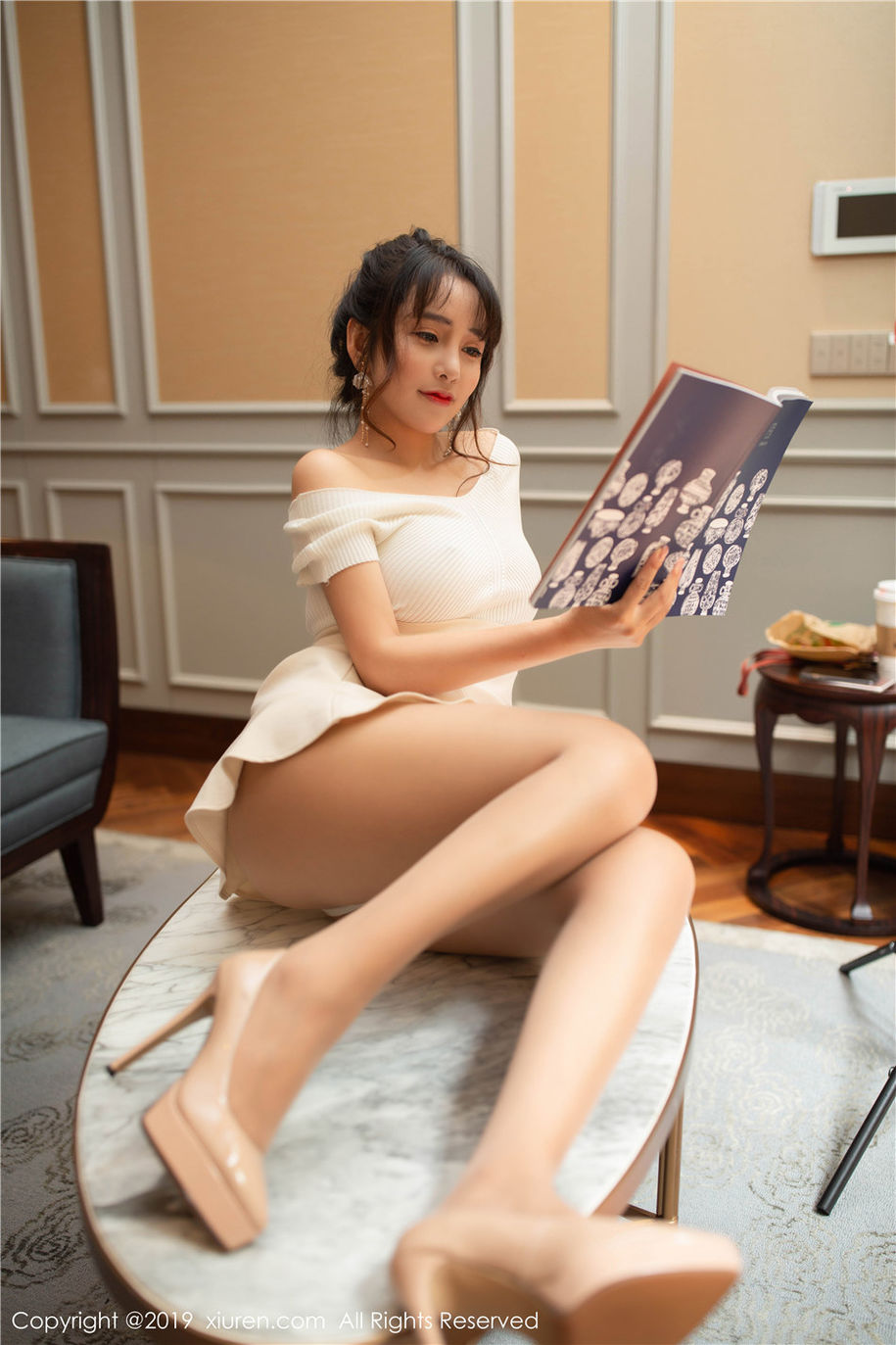 气质美女陶喜乐_lele低胸装乳沟诱惑写真集(第43页)
