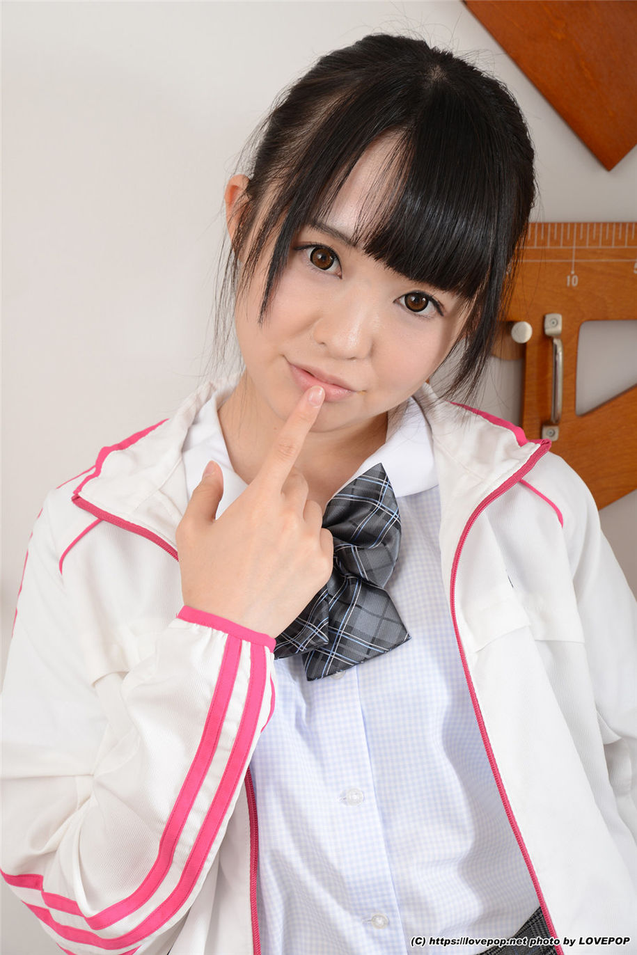 日本少女瀬名きらり性感制服私房照(第8页)