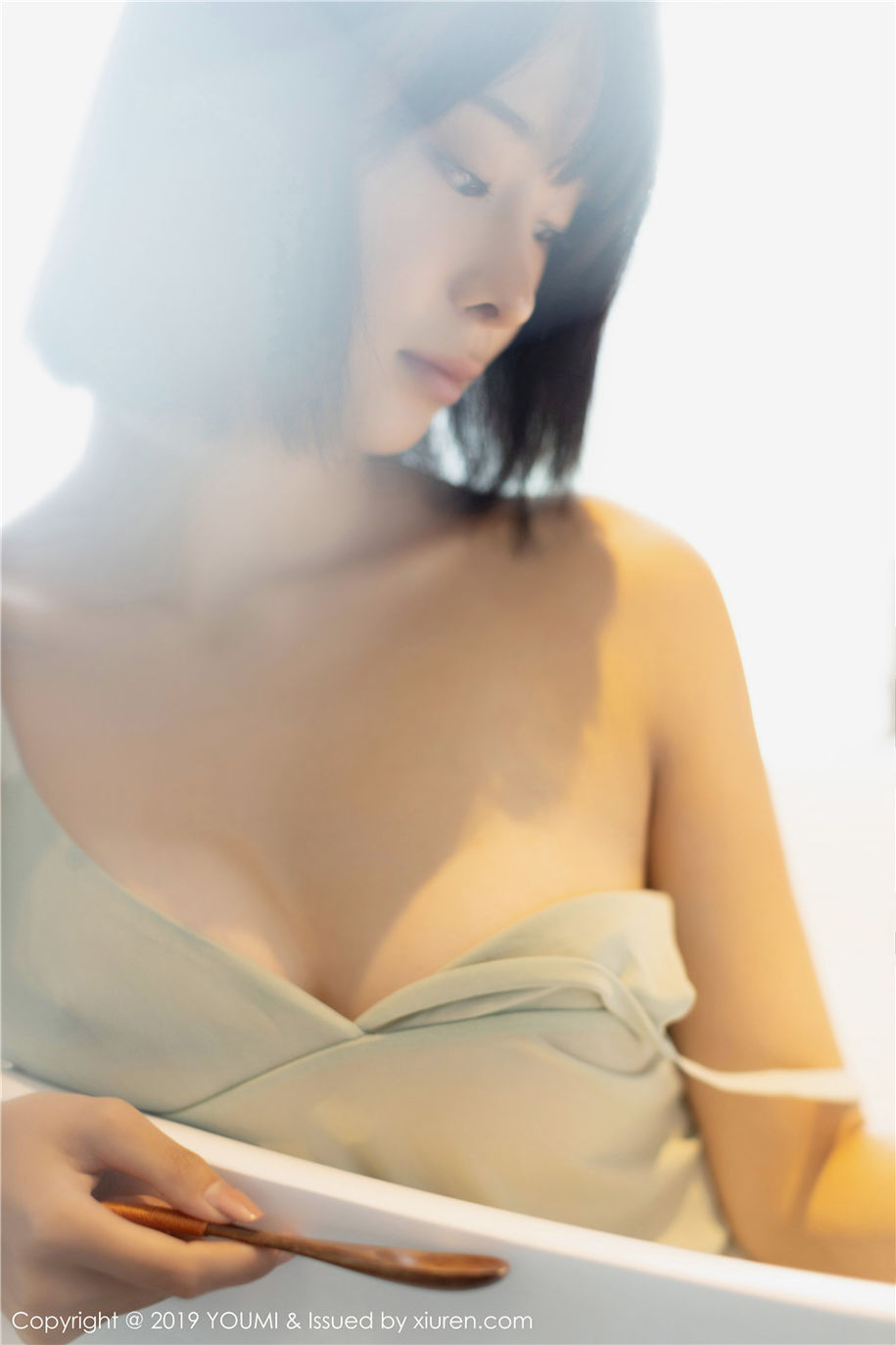吊带美女蓝夏Akasha养眼酥胸浴室诱惑写真(第17页)