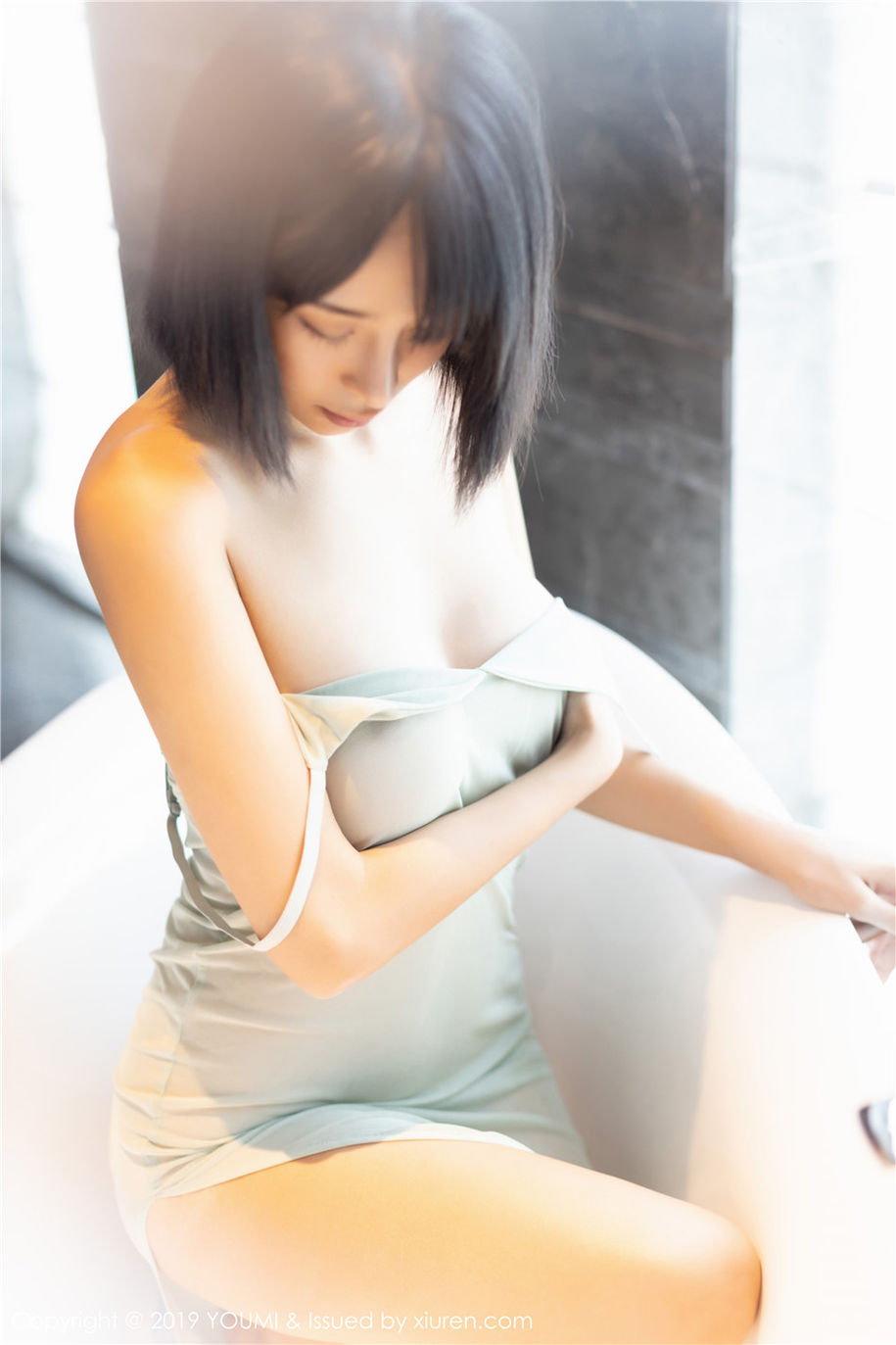 吊带美女蓝夏Akasha养眼酥胸浴室诱惑写真(第40页)