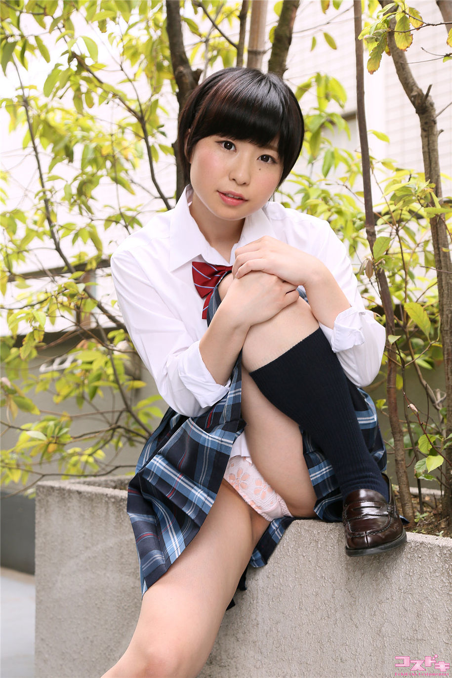 可爱美女旭まひる丰满制服诱惑户外写真(第12页)