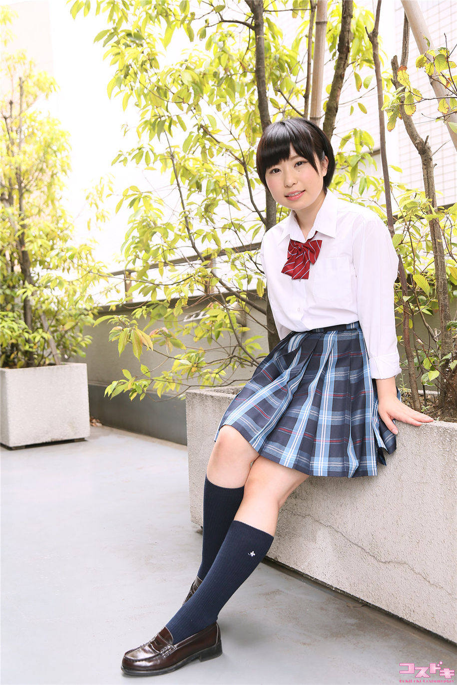 可爱美女旭まひる丰满制服诱惑户外写真(第13页)