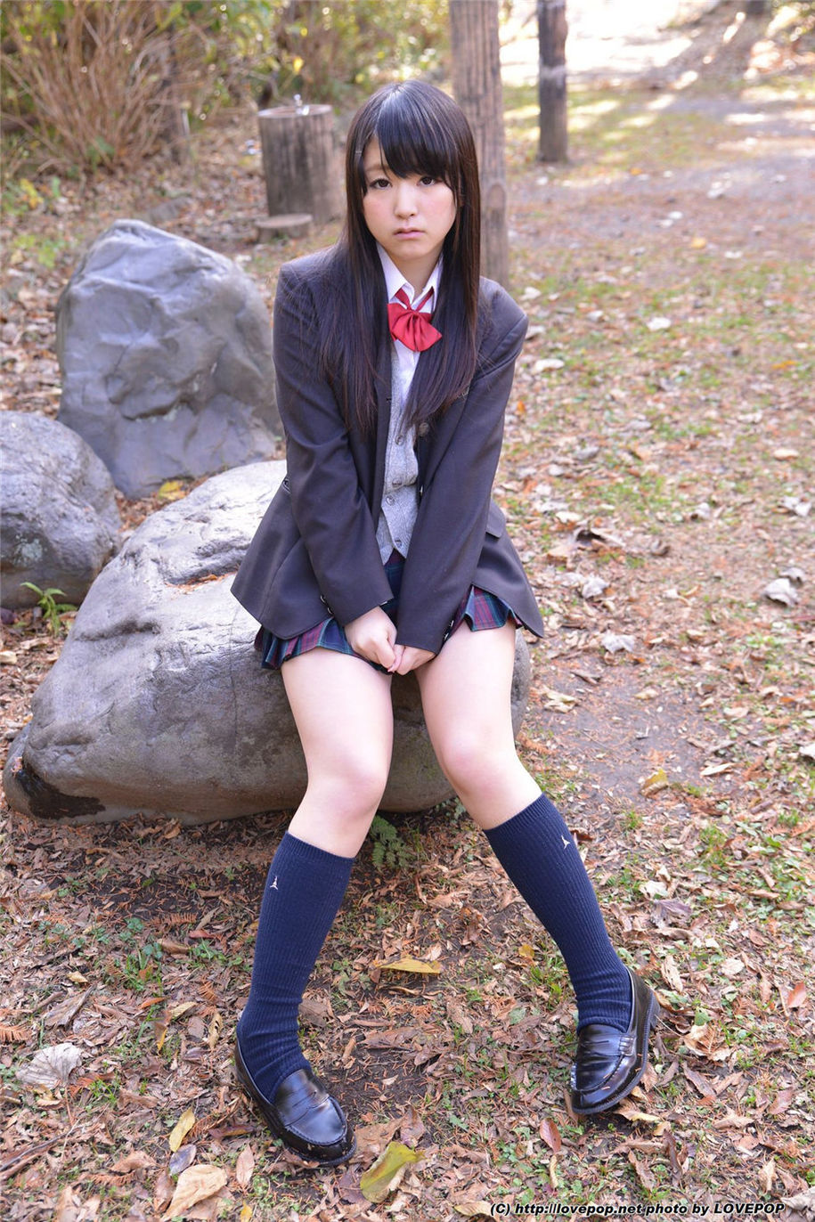 木村つな长发美女制服户外诱惑私拍写真(第20页)