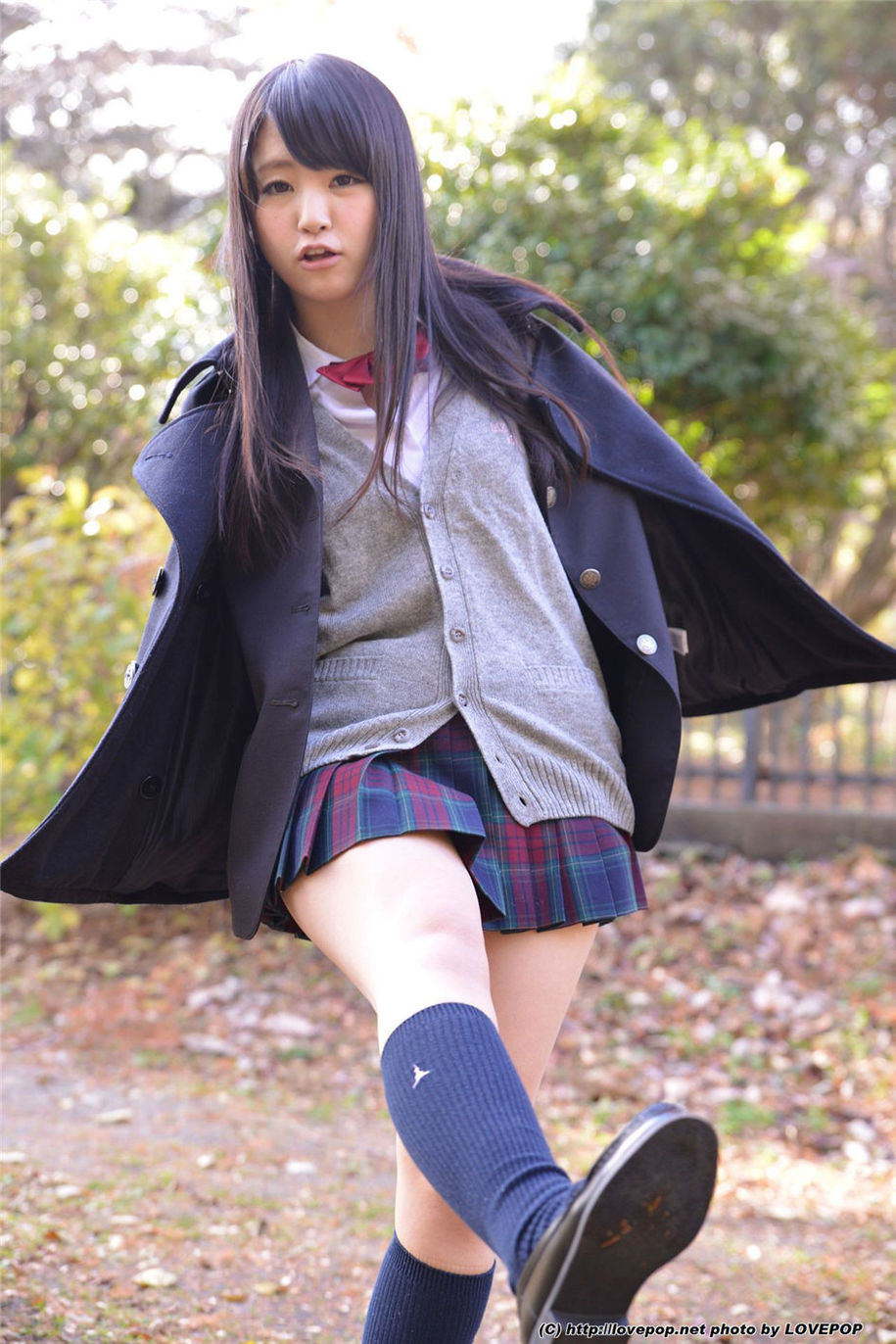 木村つな长发美女制服户外诱惑私拍写真(第30页)