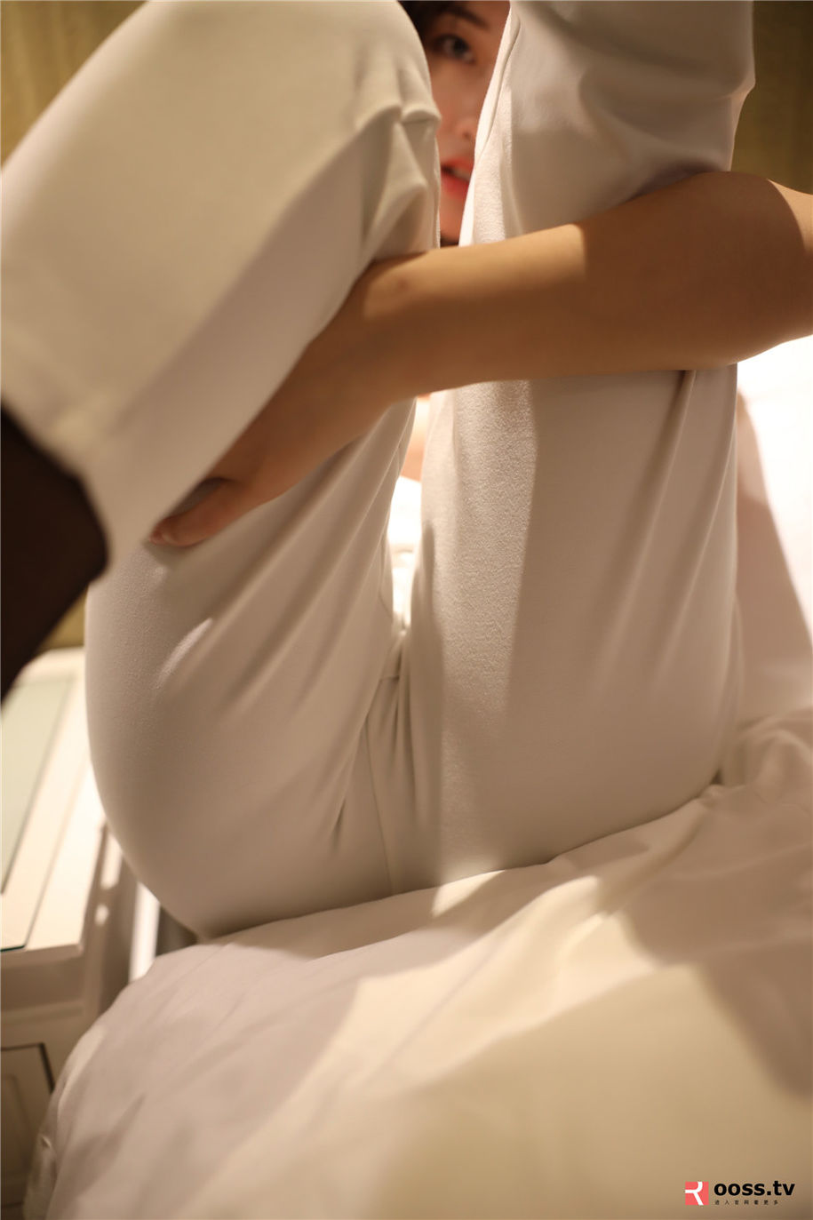 ROSI写真 丰满少妇极品美乳顶级人体艺术写真(第62页)