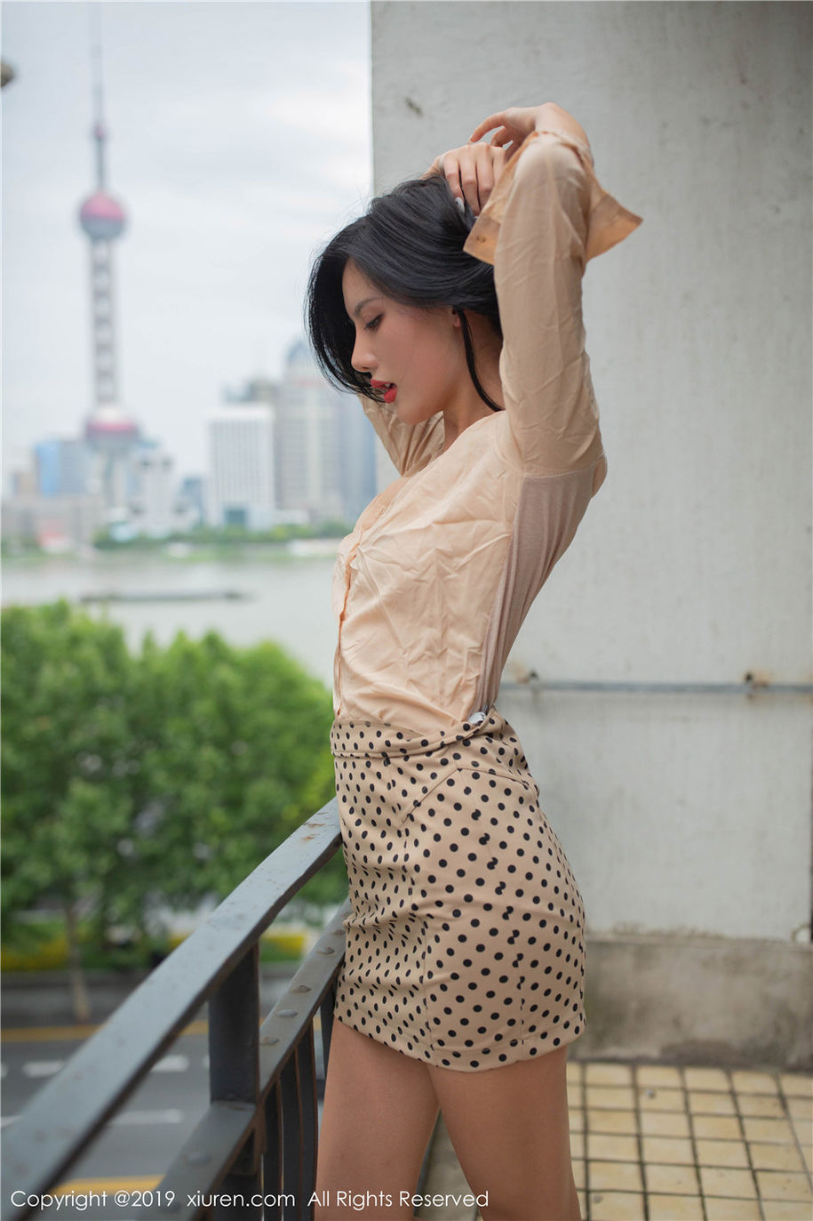 极品美女阿朱酥胸长腿顶级人体艺术写真集(第25页)