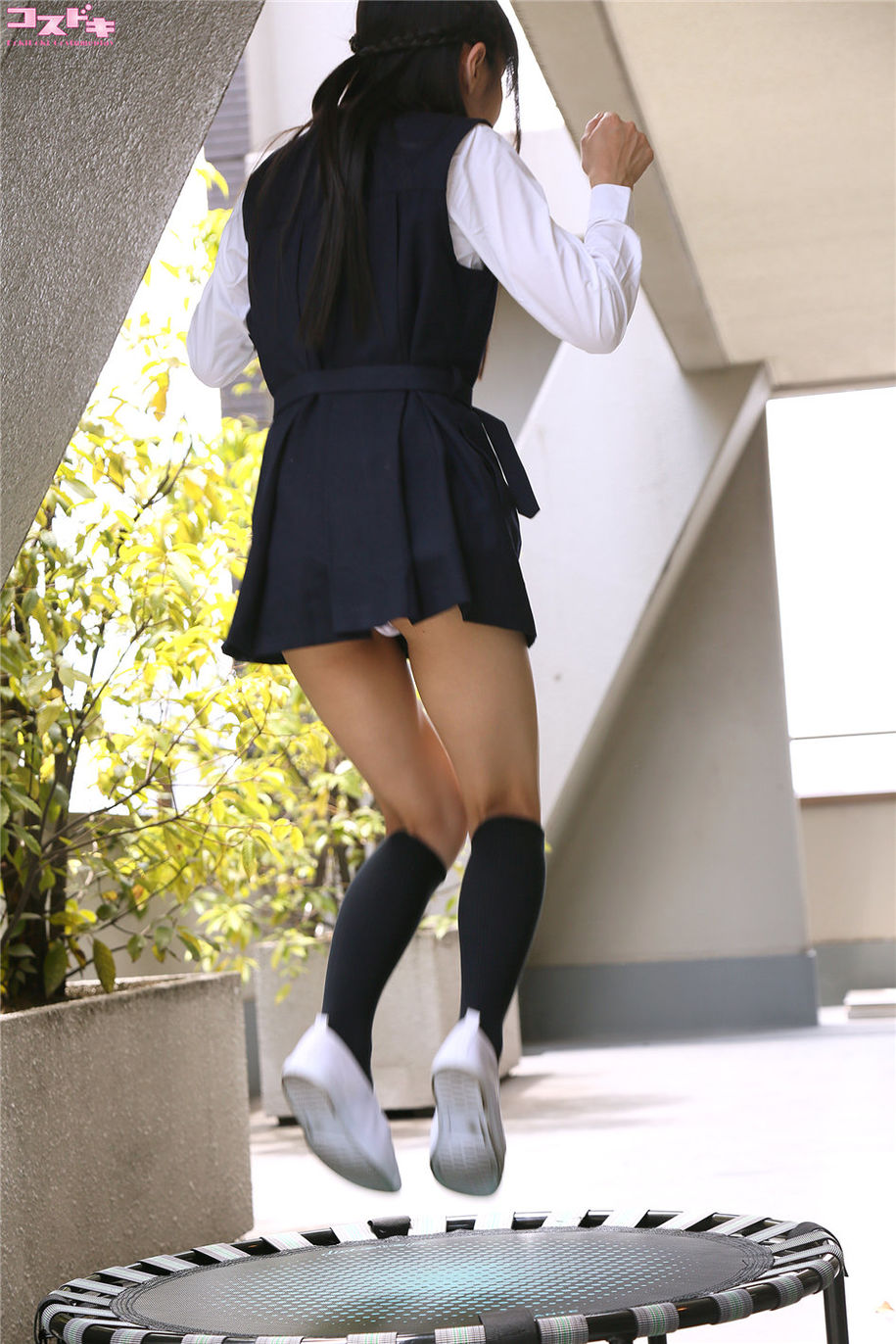 日本少女初芽里奈制服丝袜美腿写真高清(第18页)