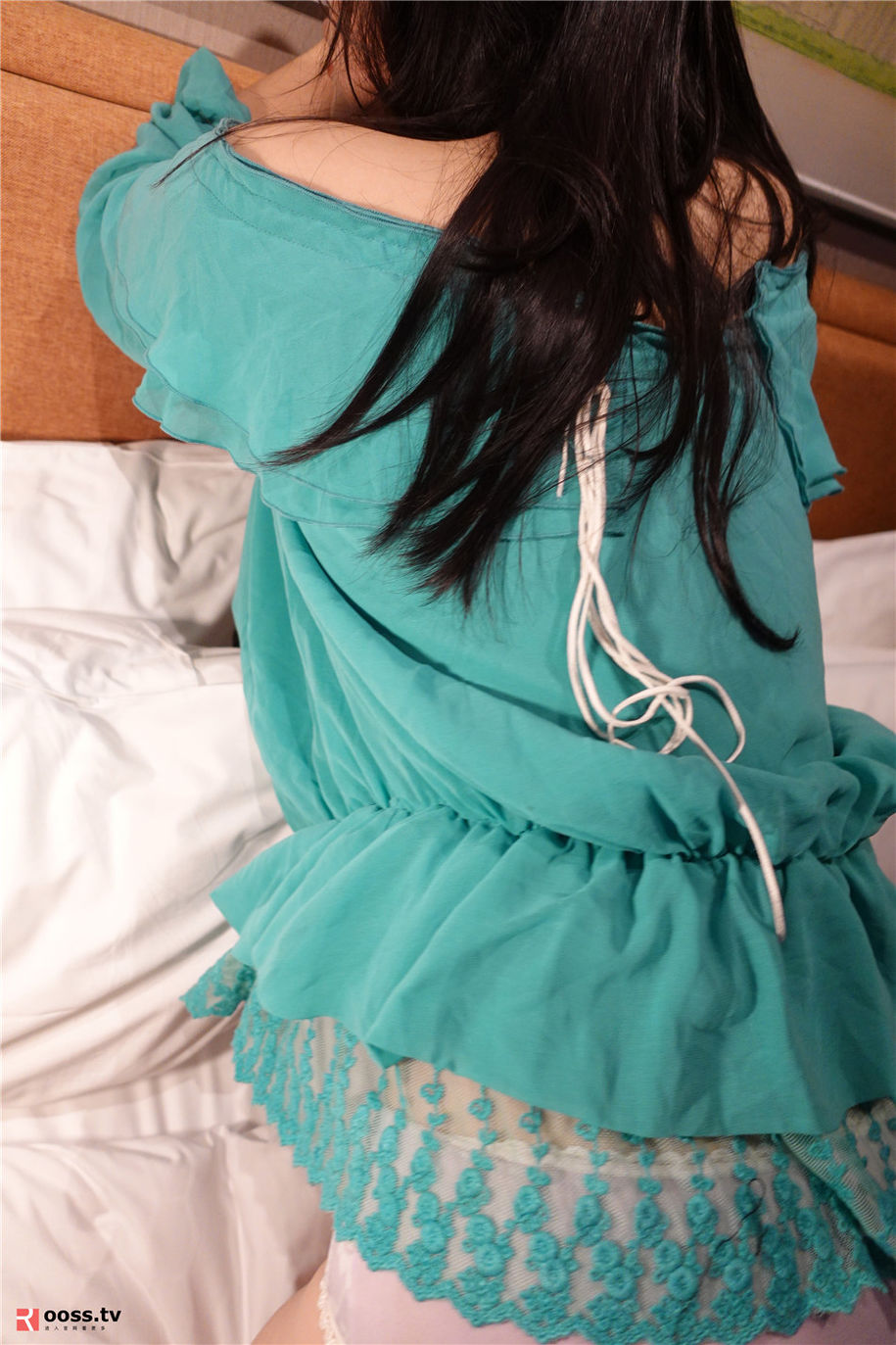 ROSI写真 清纯美女情趣睡衣诱惑床照(第35页)