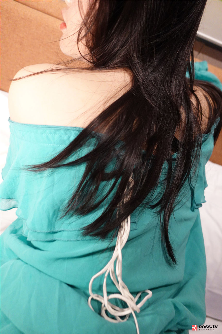 ROSI写真 清纯美女情趣睡衣诱惑床照(第40页)