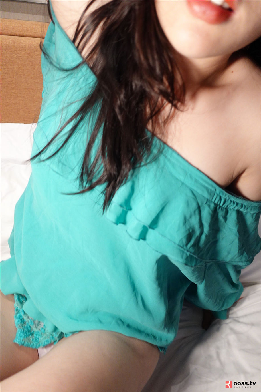 ROSI写真 清纯美女情趣睡衣诱惑床照(第41页)