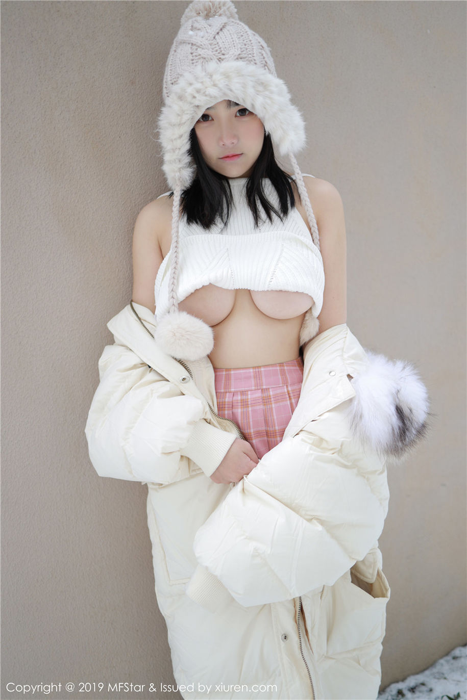 甜美女生徐微微mia丰满美乳雪地大胆写真(第21页)