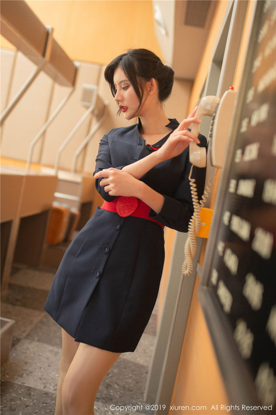极品美女空姐阿朱制服内衣酥胸诱惑写真集(第50页)